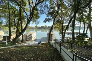 906 Lakeview Trail, Mcqueeney, TX 78123 - Photo 2