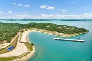 1185 Parkview Dr, Canyon Lake, TX 78133 - Photo 2