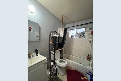 710 E Southcross Boulevard, San Antonio, TX 78214 - Photo 18