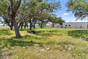 544 Alfred Henke Rd, Fredericksburg, TX 78624 - Photo 22