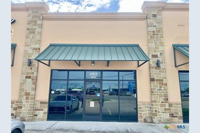 3202 N Navarro Street #400, Victoria, TX 77901 - Photo 1
