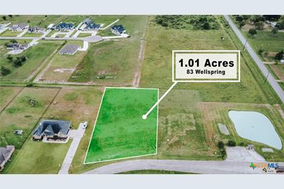 83 Wellspring Boulevard, Victoria, TX 77904 - Photo 1