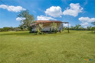 000 County Rd 145, Kenedy, TX 78119 - Photo 4