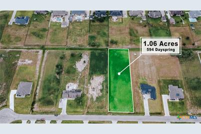 594 Dayspring, Victoria, TX 77904 - Photo 4