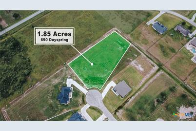 690 Dayspring, Victoria, TX 77904 - Photo 4