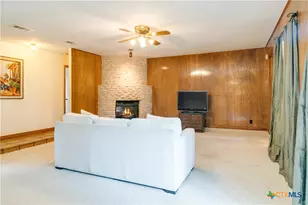 106 Kildeer Dr, Buda, TX 78610 - Photo 10