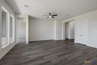 8226 Chalk Trace, Schertz, TX 78154 - Photo 6