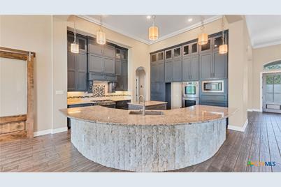 614 Battistrada, New Braunfels, TX 78132 - Photo 14