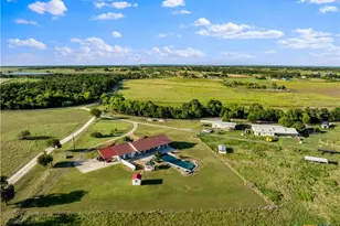 19587 Vilas Rd, Holland, TX 76534 - Photo 6