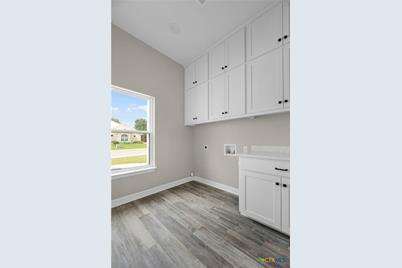 1134 Creekstone Trail, Seguin, TX 78155 - Photo 38