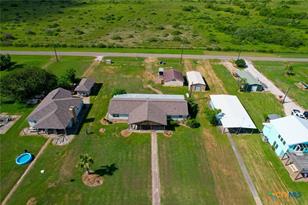 927 N Cr 307 Rd, Port Alto, TX 77979 - Photo 18