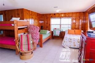 927 N Cr 307 Rd, Port Alto, TX 77979 - Photo 8