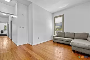 527 W San Antonio St, San Marcos, TX 78666 - Photo 34