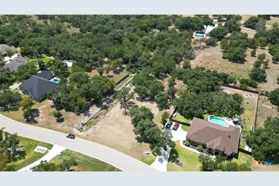 8378 Spring Creek Loop, Salado, TX 76571 - Photo 10