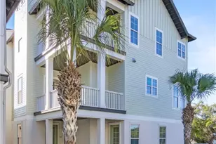 114 Lavaca Cir, Rockport, TX 78382 - Photo 2