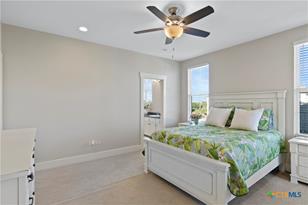 114 Lavaca Cir, Rockport, TX 78382 - Photo 12