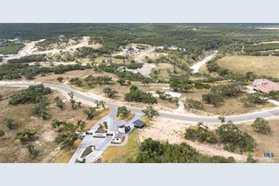 1622 Paradise Parkway, Canyon Lake, TX 78133 - Photo 10