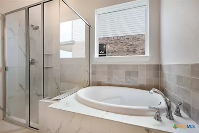 1812 Weinnacht, New Braunfels, TX 78132 - Photo 18