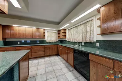 1283 S State Highway 46, New Braunfels, TX 78130 - Photo 14