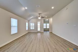 1735 Heritage Maples, New Braunfels, TX 78132 - Photo 10