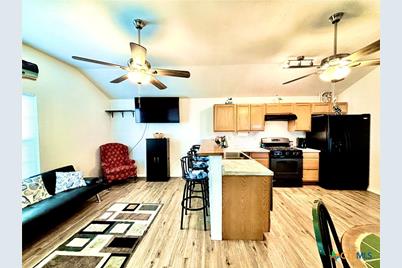101 N 13th Street, Seadrift, TX 77983 - Photo 16