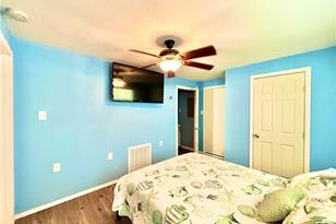 101 N 13th St, Seadrift, TX 77983 - Photo 32