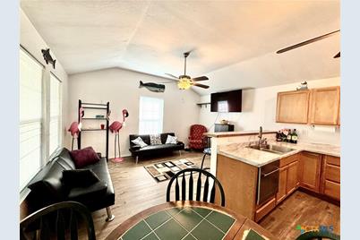 101 N 13th Street, Seadrift, TX 77983 - Photo 36