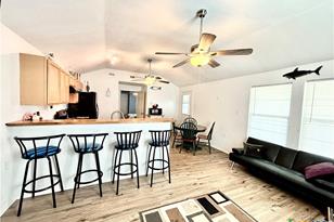 101 N 13th St, Seadrift, TX 77983 - Photo 30