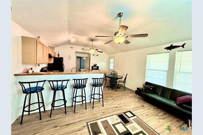 101 N 13th Street, Seadrift, TX 77983 - Photo 18