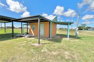 101 N 13th St, Seadrift, TX 77983 - Photo 40