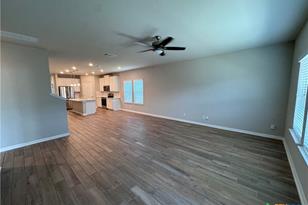 1280 Ella Xing, New Braunfels, TX 78130 - Photo 6