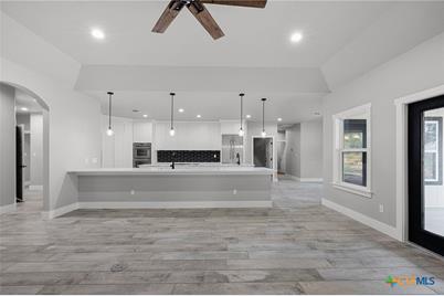 1522 Shady Hollow, New Braunfels, TX 78132 - Photo 16