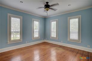 1322 North Ave F Ave, Shiner, TX 77984 - Photo 18