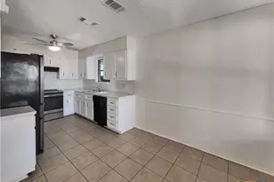 1009 N 4th St, Copperas Cove, TX 76522 - Photo 10