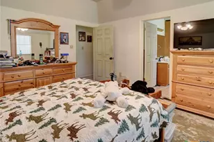 294 Lois Ln, Paige, TX 78659 - Photo 20