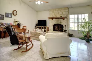 294 Lois Ln, Paige, TX 78659 - Photo 10