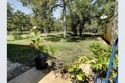 294 Lois Lane, Paige, TX 78659 - Photo 30