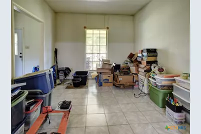 294 Lois Lane, Paige, TX 78659 - Photo 14