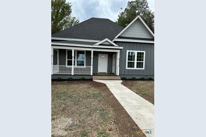 301 Ward Street, Marlin, TX 76661 - Photo 1