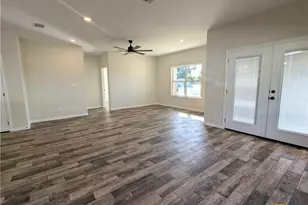 1714 E Ave G, Lampasas, TX 76550 - Photo 12