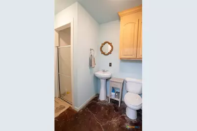 400 Warehouse Road, Victoria, TX 77905 - Photo 40