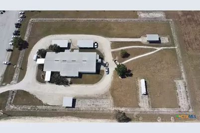 400 Warehouse Road, Victoria, TX 77905 - Photo 2