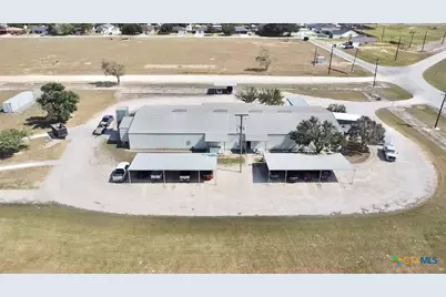 400 Warehouse Road, Victoria, TX 77905 - Photo 1