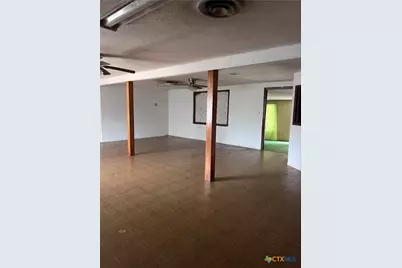 728 W Franklin Street, Goliad, TX 77963 - Photo 10