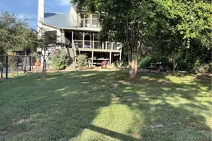 2198 Lakeshore Dr, Canyon Lake, TX 78133 - Photo 2