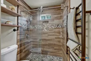 2198 Lakeshore Dr, Canyon Lake, TX 78133 - Photo 22