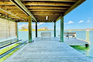 157 Vista Merlot, Port O'Connor, TX 77982 - Photo 1