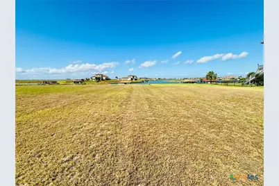 157 Vista Merlot, Port O'Connor, TX 77982 - Photo 4