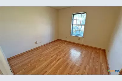 902 Holly Street, Copperas Cove, TX 76522 - Photo 14