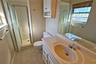 902 Holly St, Copperas Cove, TX 76522 - Photo 18